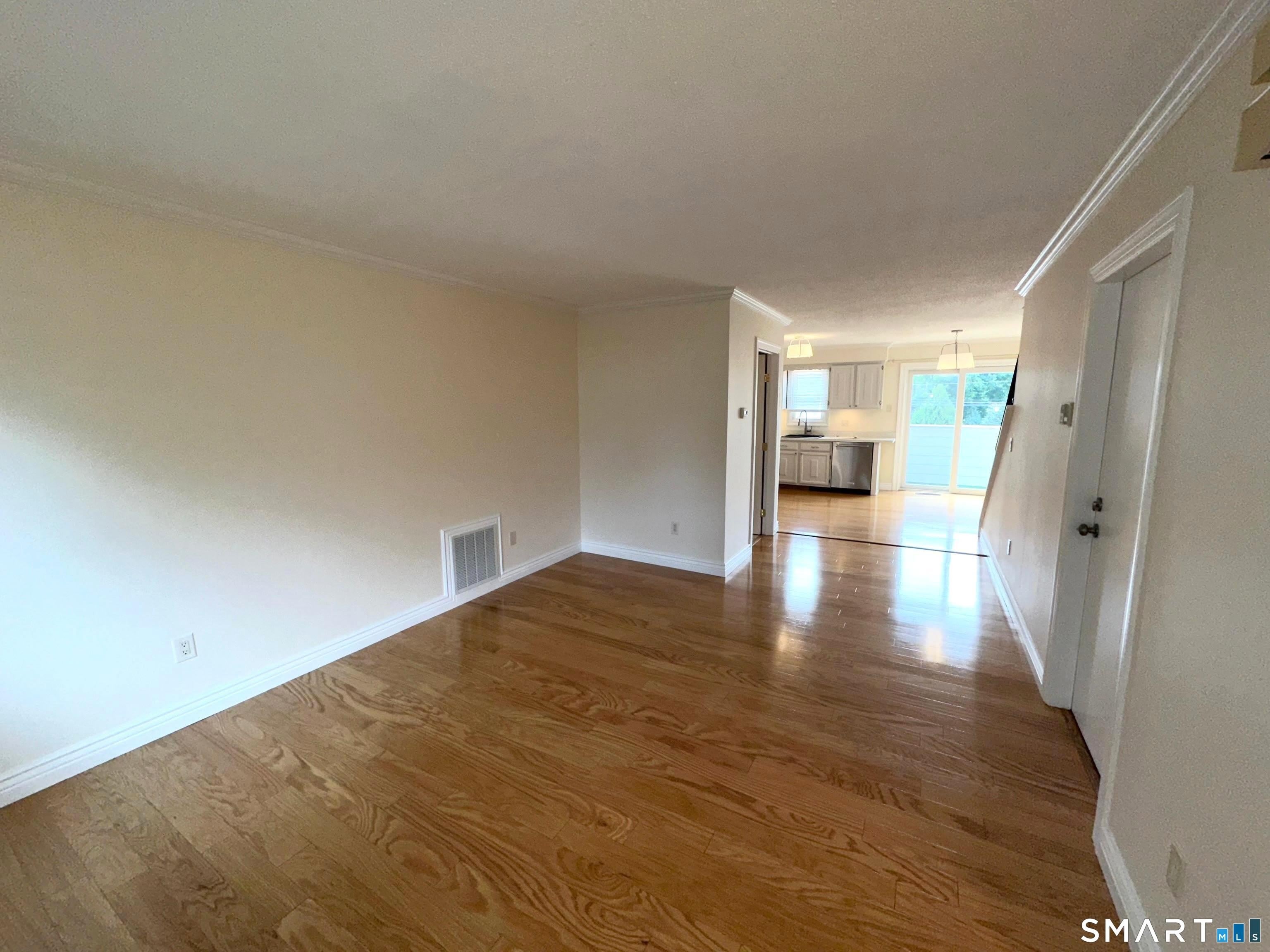 799 Garfield Avenue – photo 2