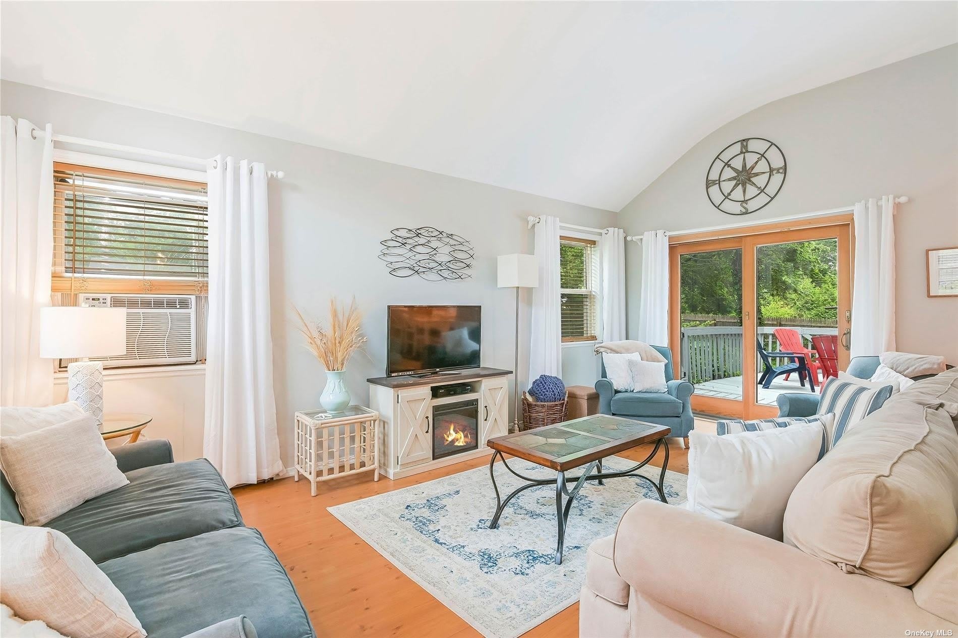 530 Stillwater Avenue – photo 2