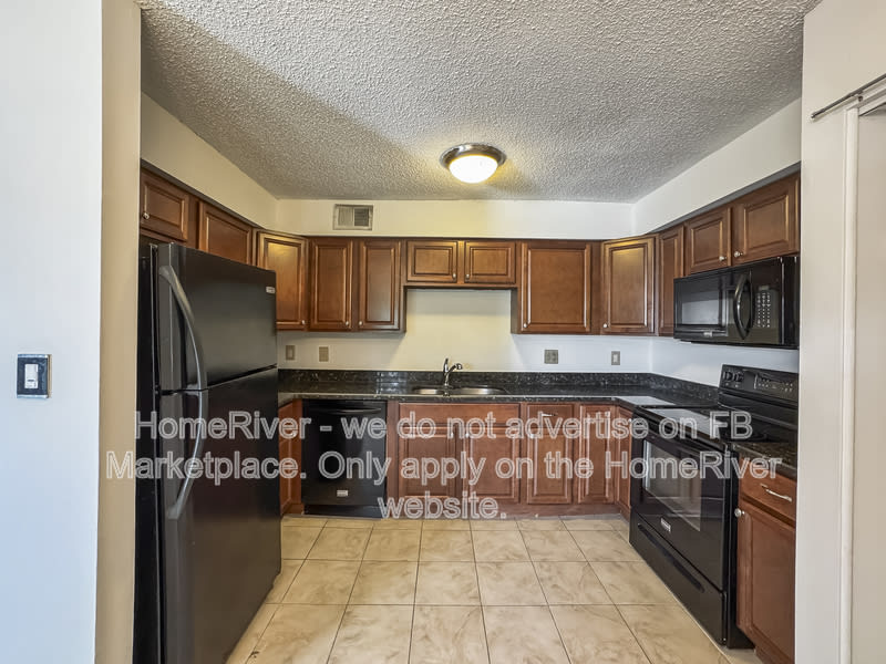 9123 Spyglass Pl – photo 2