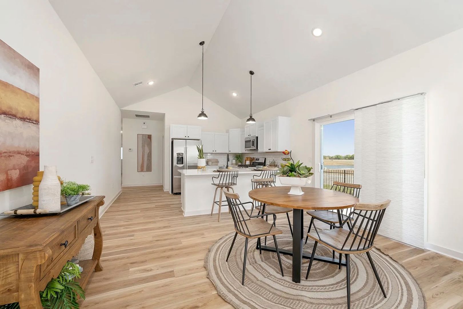 Charming 3-Bedroom 2 Bathroom Villa – photo 3