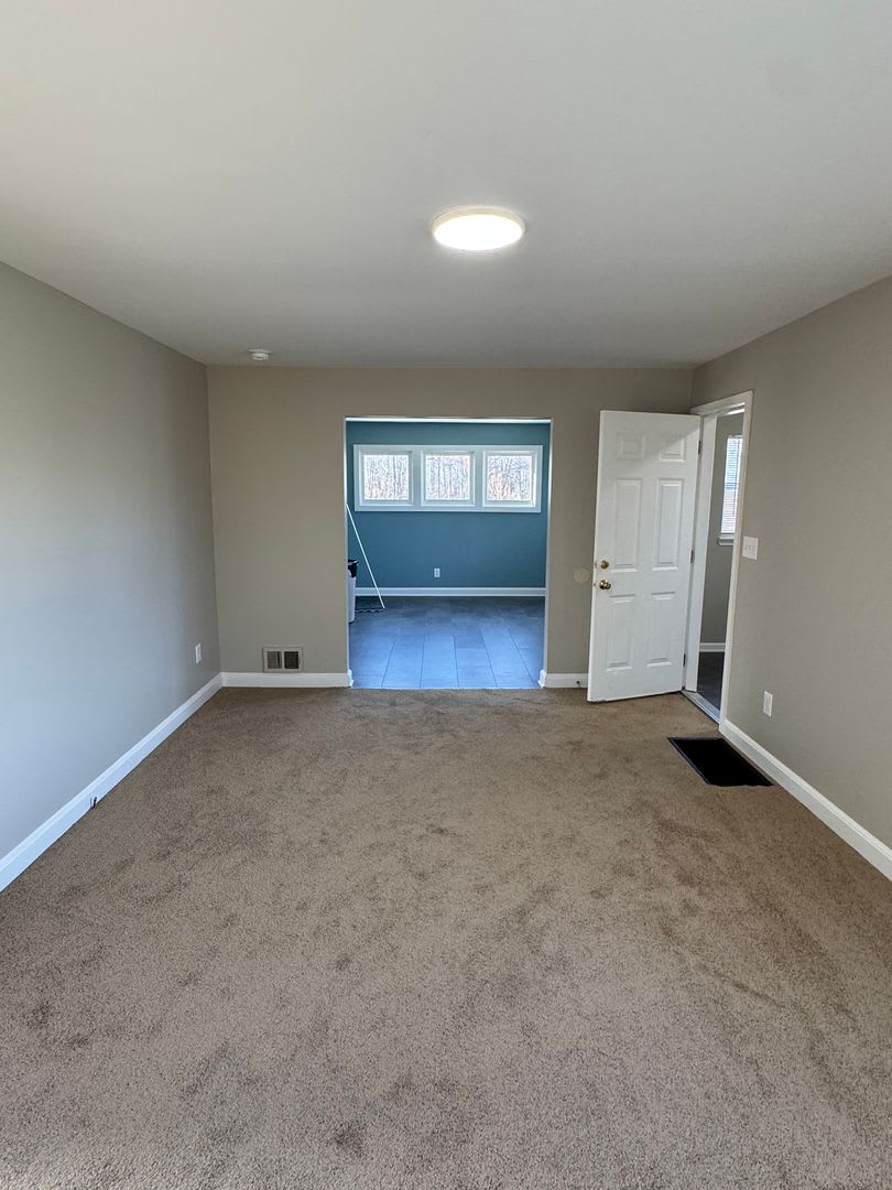 3 Bedroom Home On Wooded Lot Flexible Move In Date – photo 5