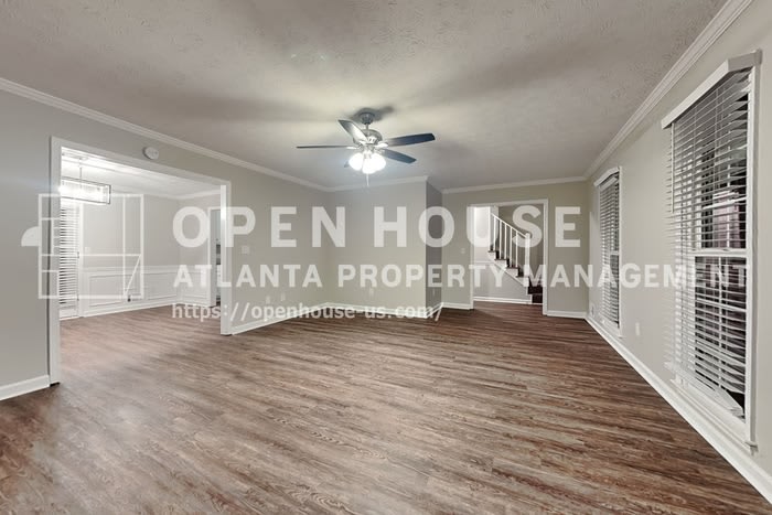 2245 Huntington Drive – photo 4