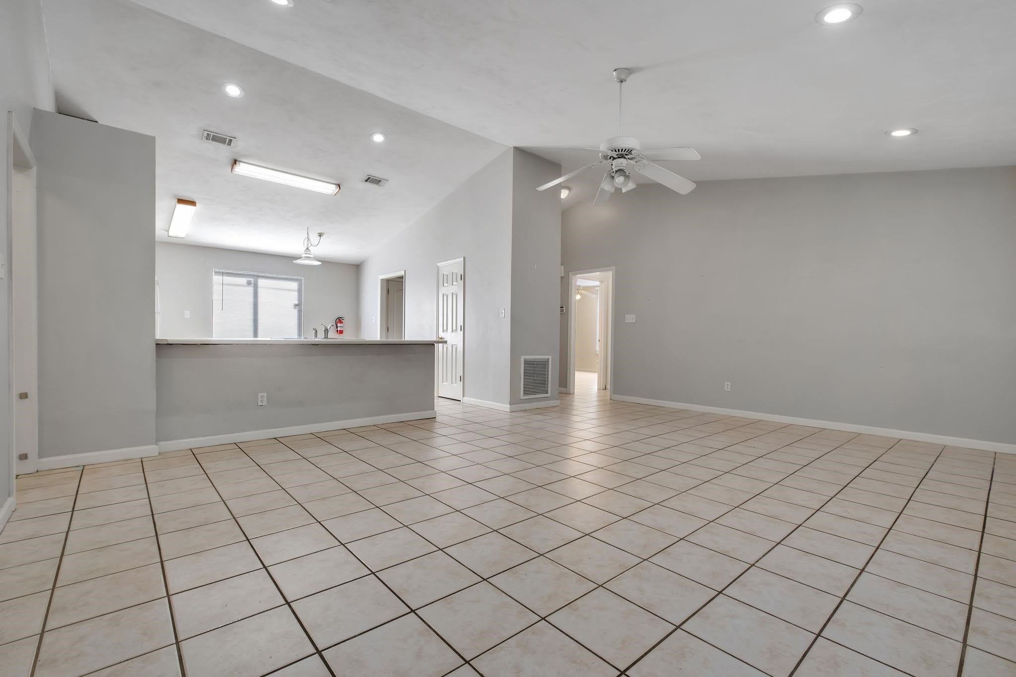 712 W Brevard Street – photo 3