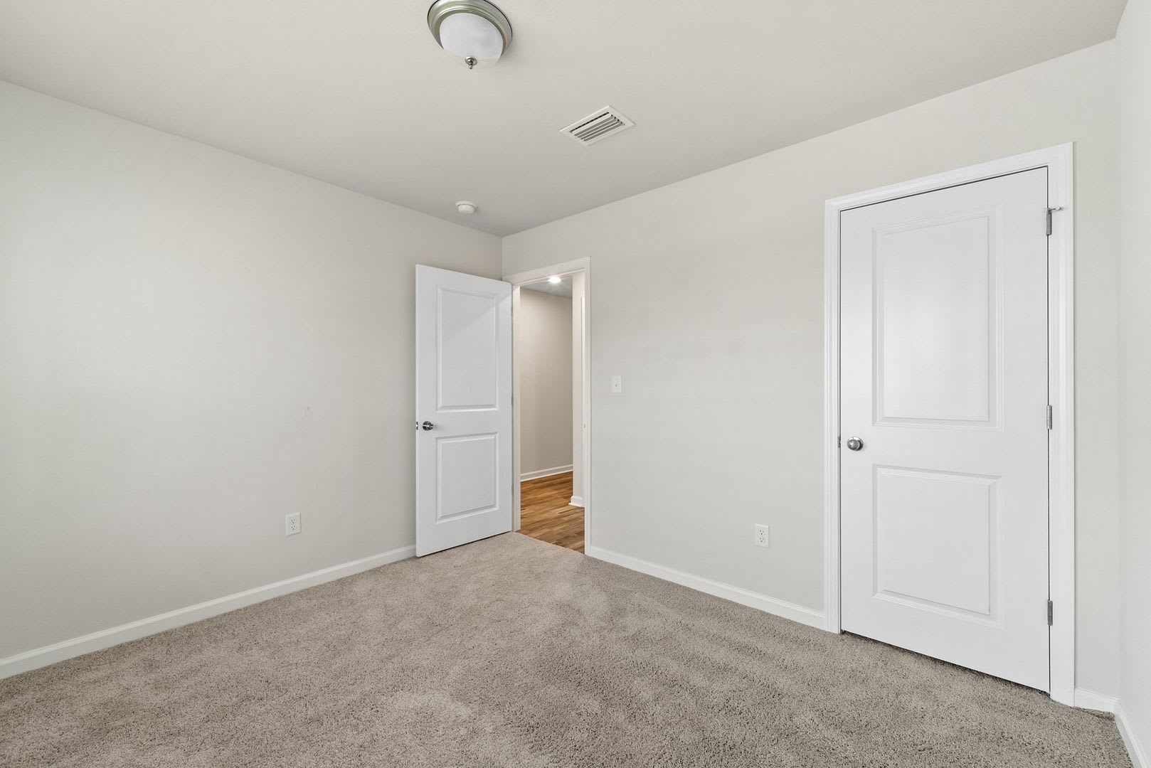 664 Whispering Creek Ave – photo 5