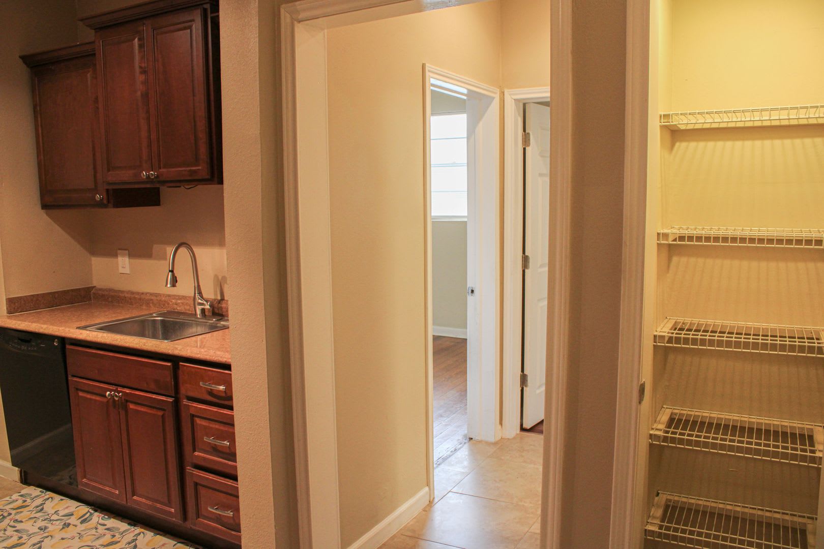2 BEDROOM – photo 4