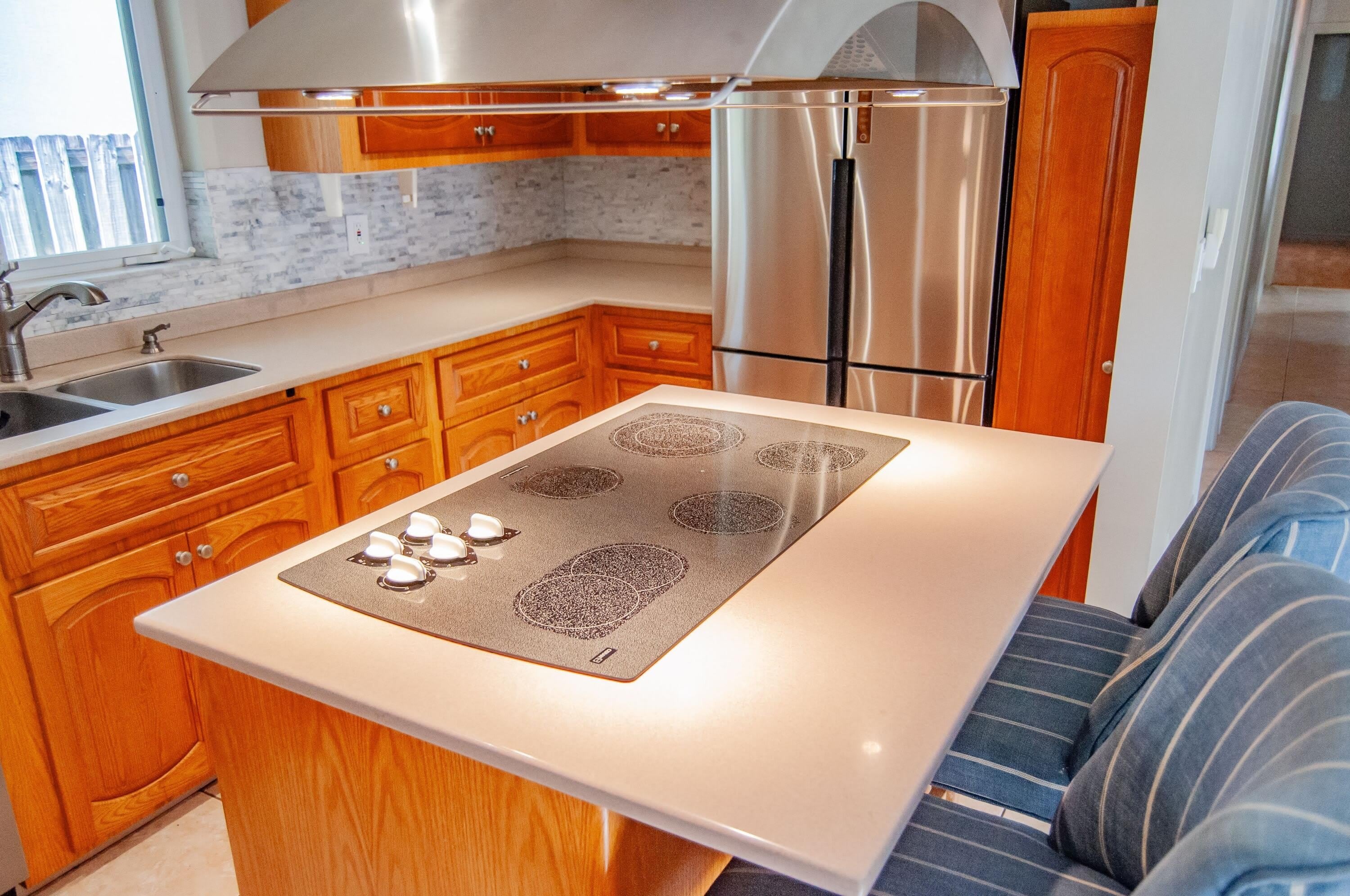 114 NE 16TH Terrace – photo 5