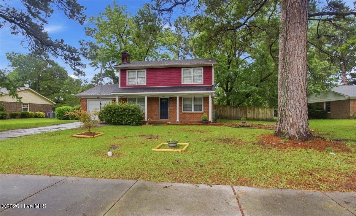 208 Greenbriar Drive – photo 2