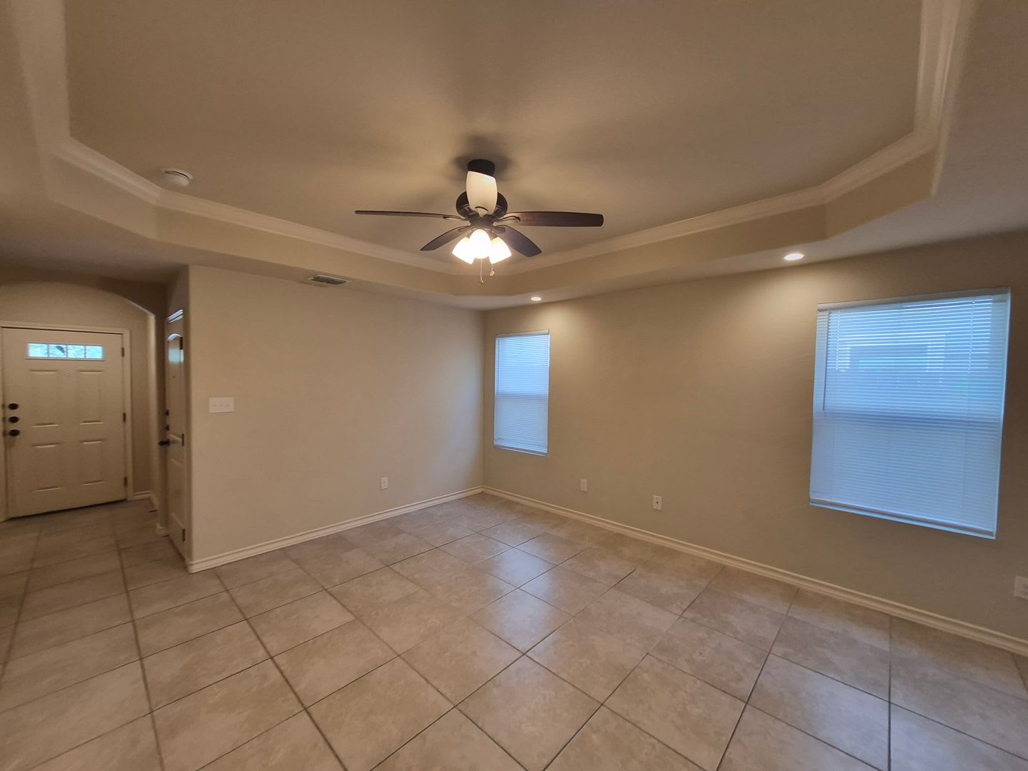 7026 Lakeview Dr. #101, San Antonio, TX. 78244 – photo 3