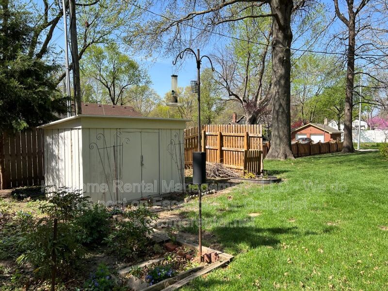 5423 Ballentine Ave – photo 5