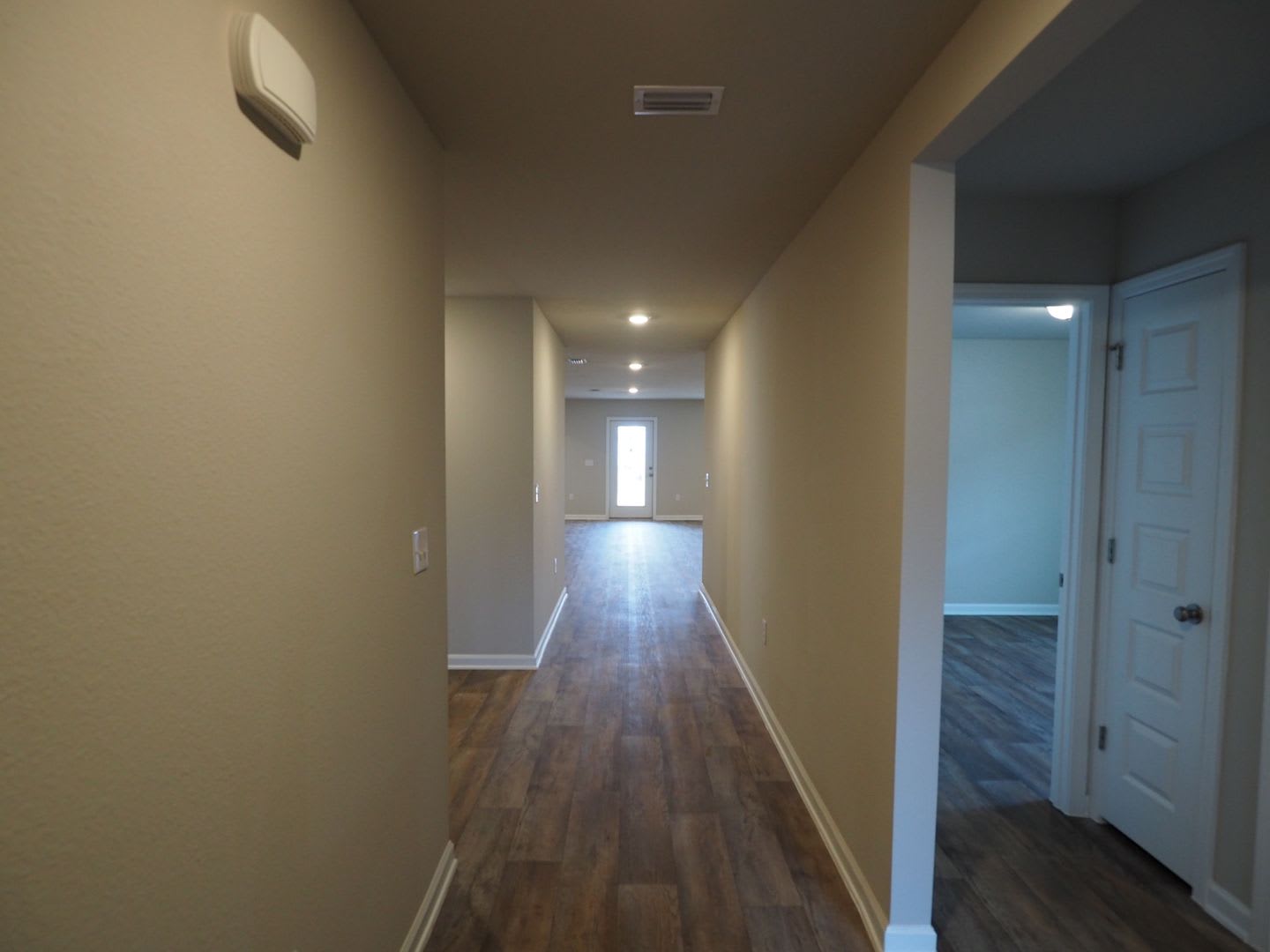 4 bedroom home in Foley – photo 3