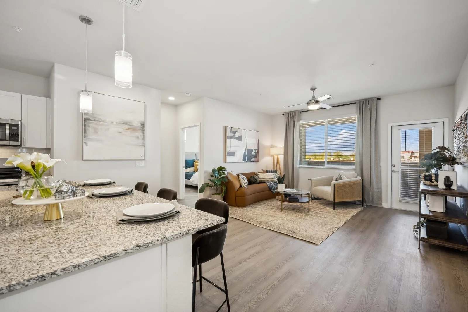 Longbow Luxury Apartments – photo 5