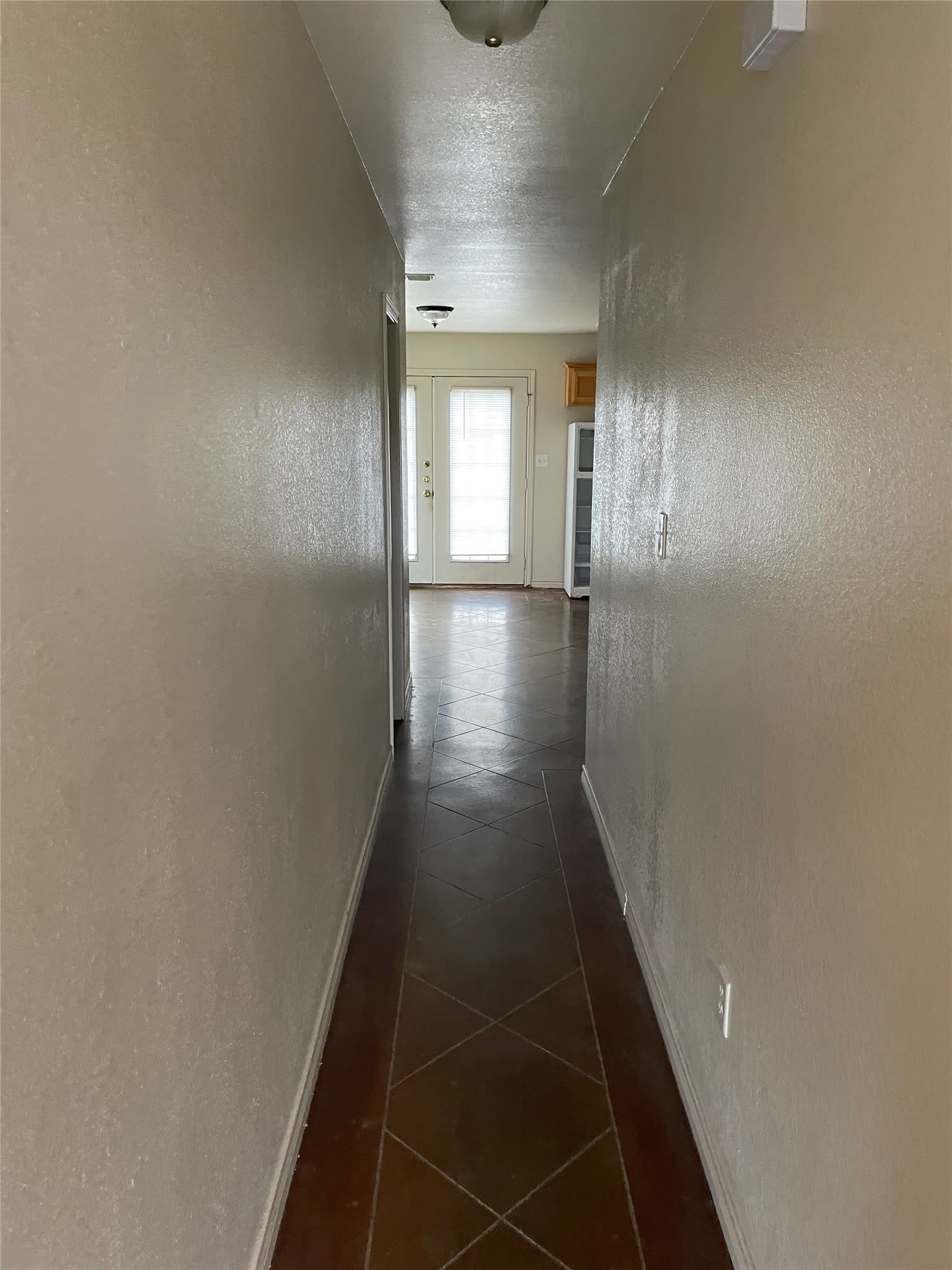 2423 Church St – photo 4