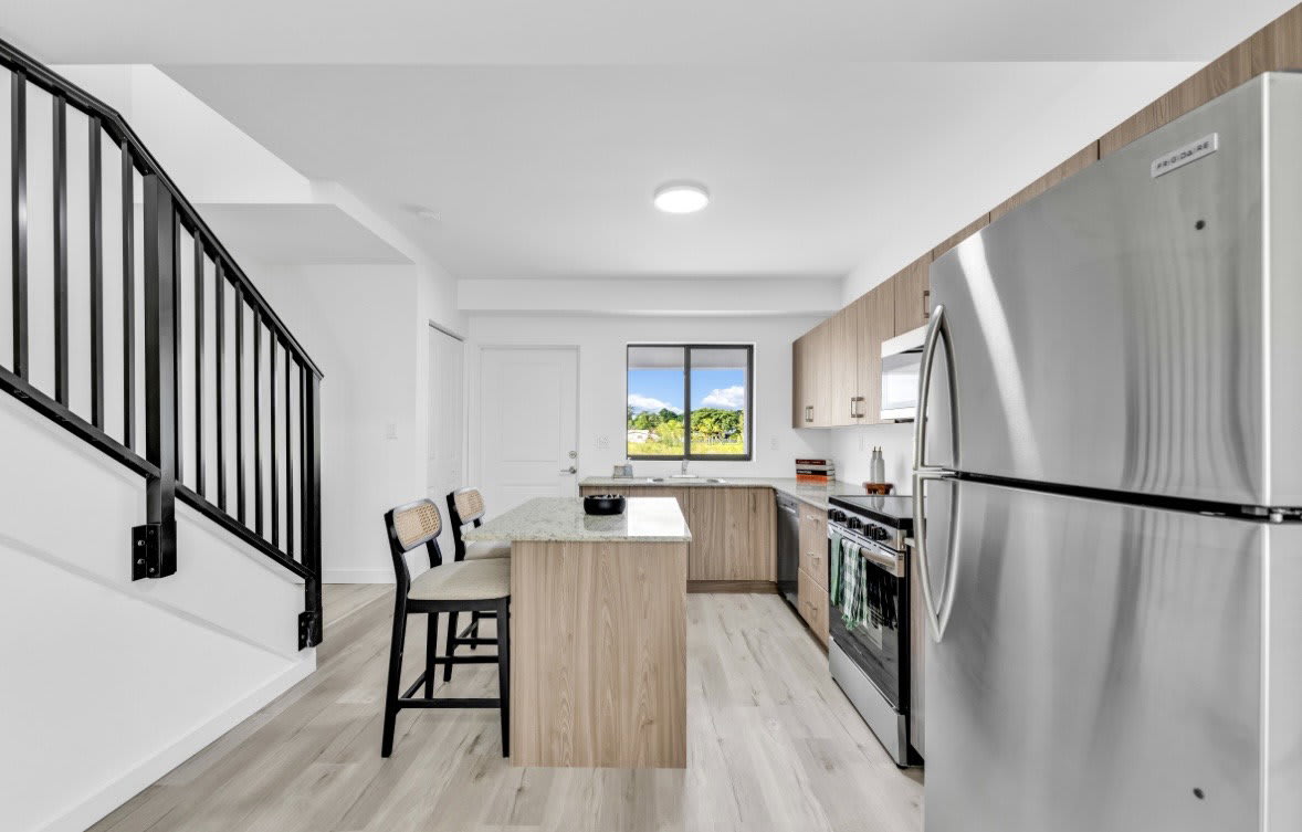 155 Northeast 160Th Street – photo 4