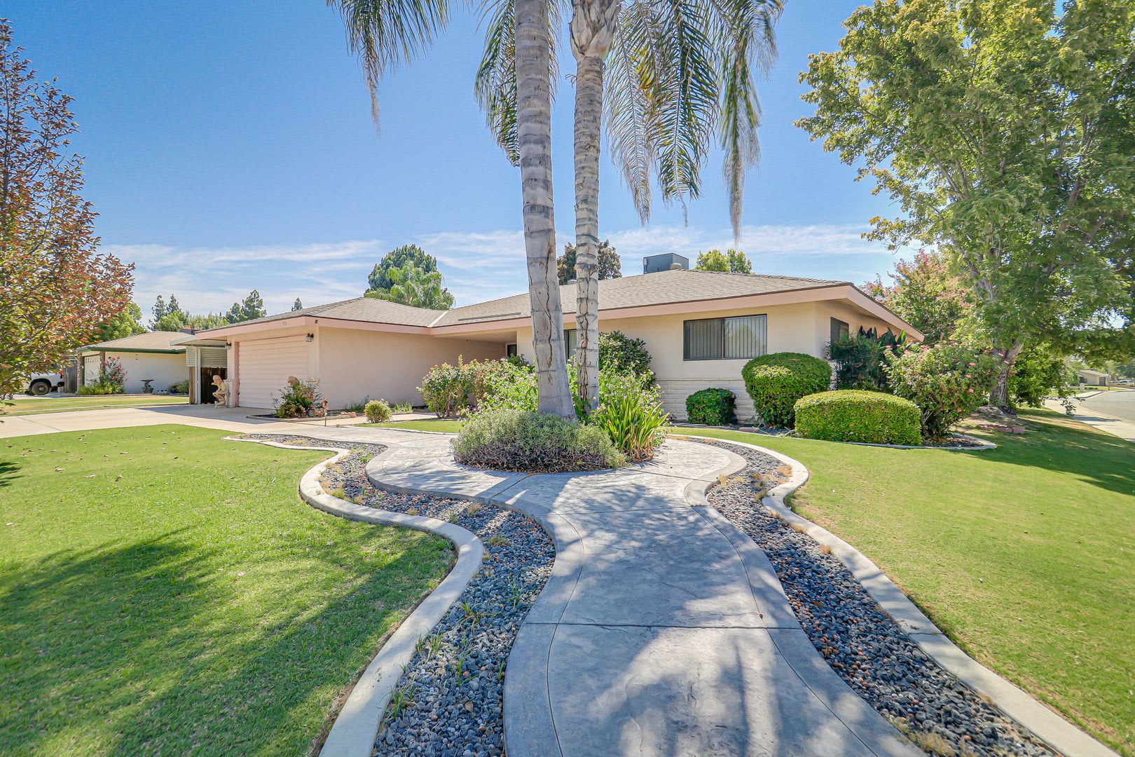 Kern City 55+ Community! – photo 2