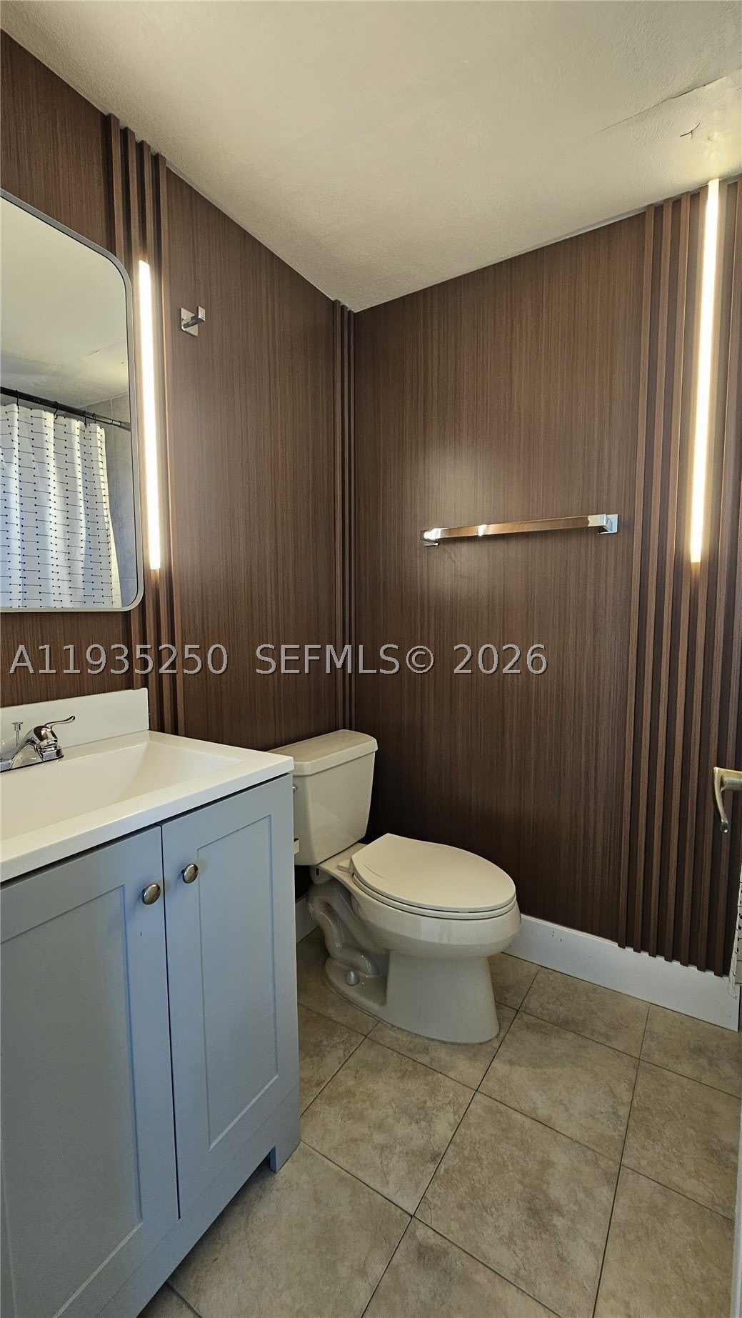 5460 W 21St Ct – photo 1