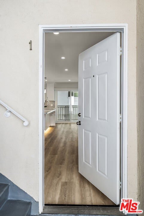 2435 3rd St – photo 2