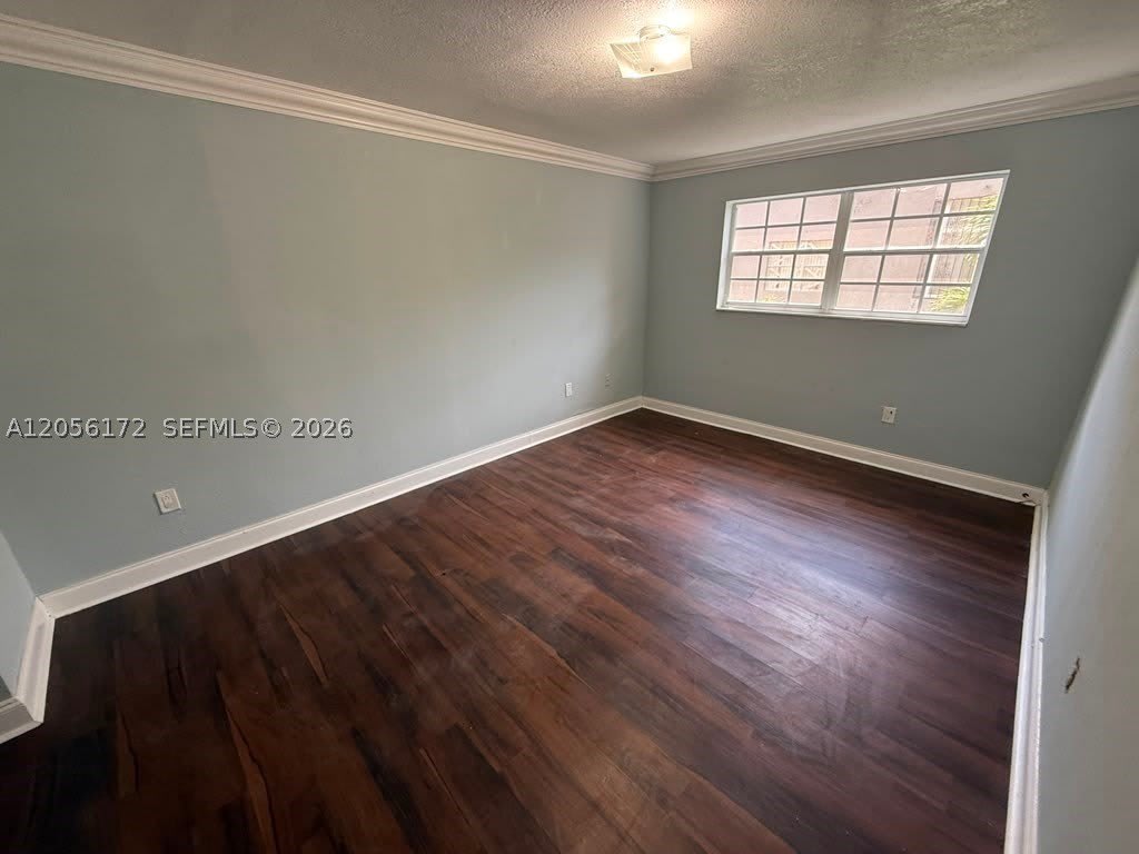 1055 W 77th St – photo 5