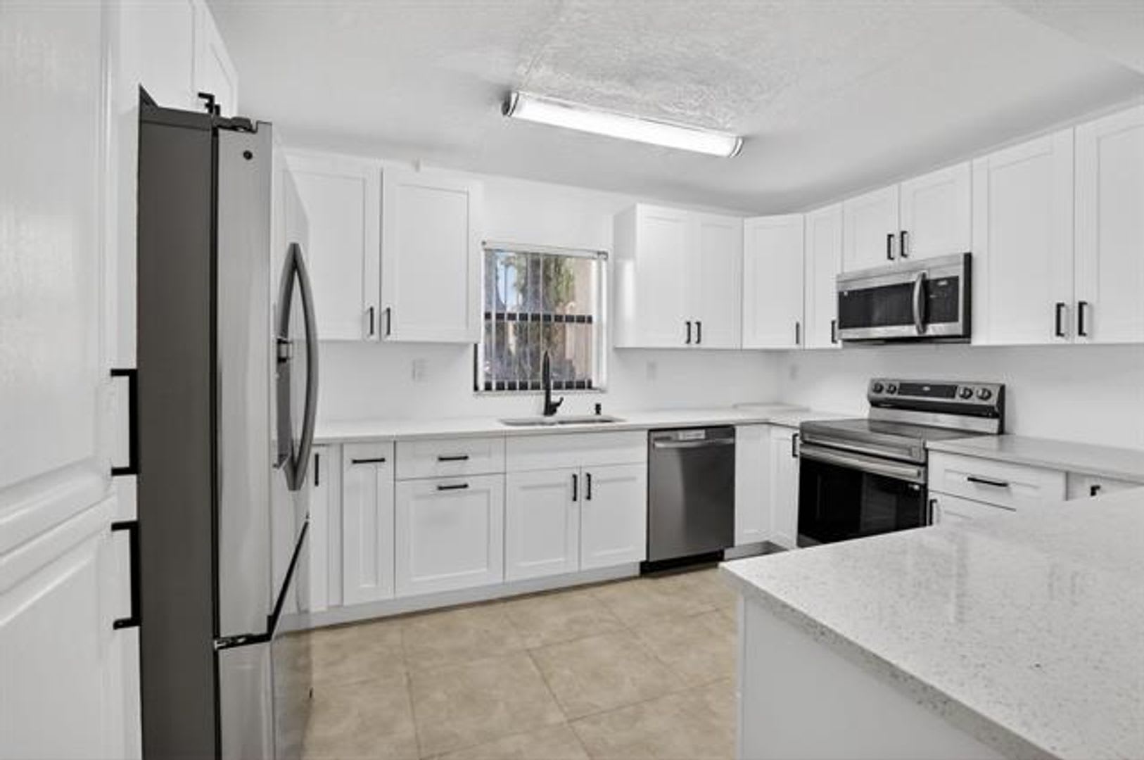 11556 NW 1st St th 11556, Plantation, FL 33325 – photo 2