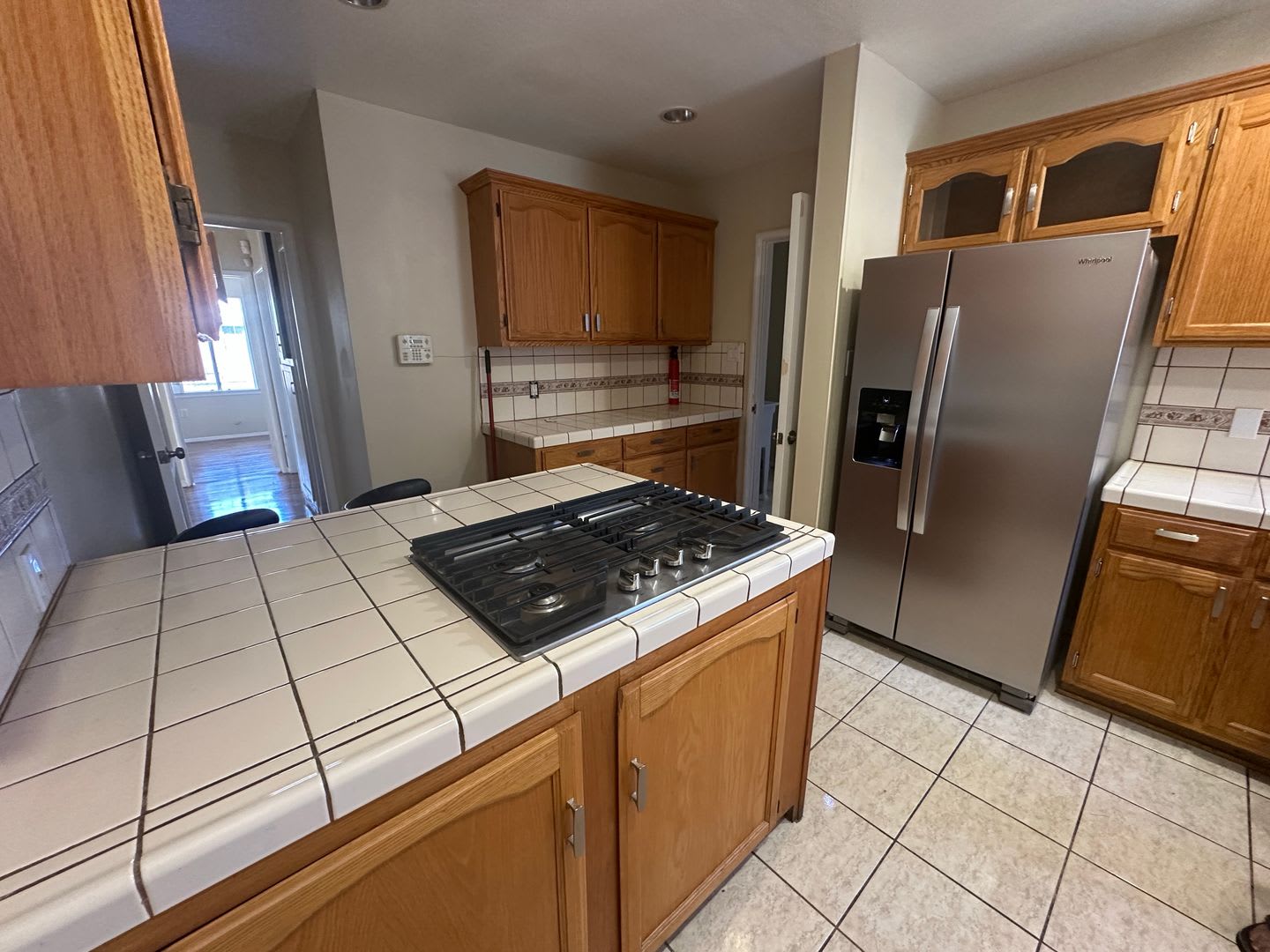 4 Bed 3 Bath Single Family Home – photo 2