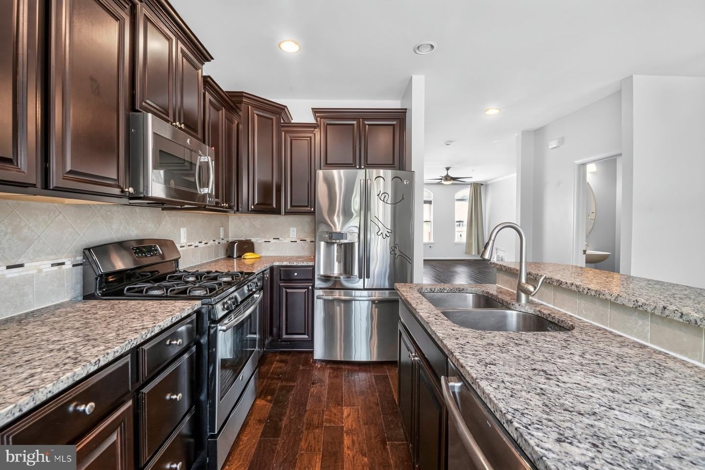 728 MILLHOUSE DR – photo 4