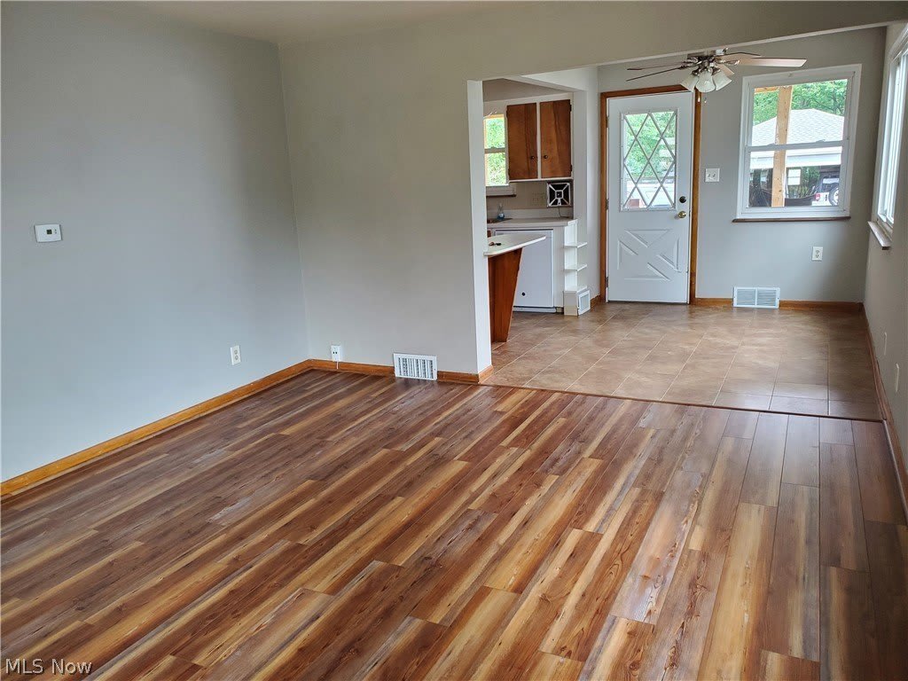 2562 3rd Street – photo 4