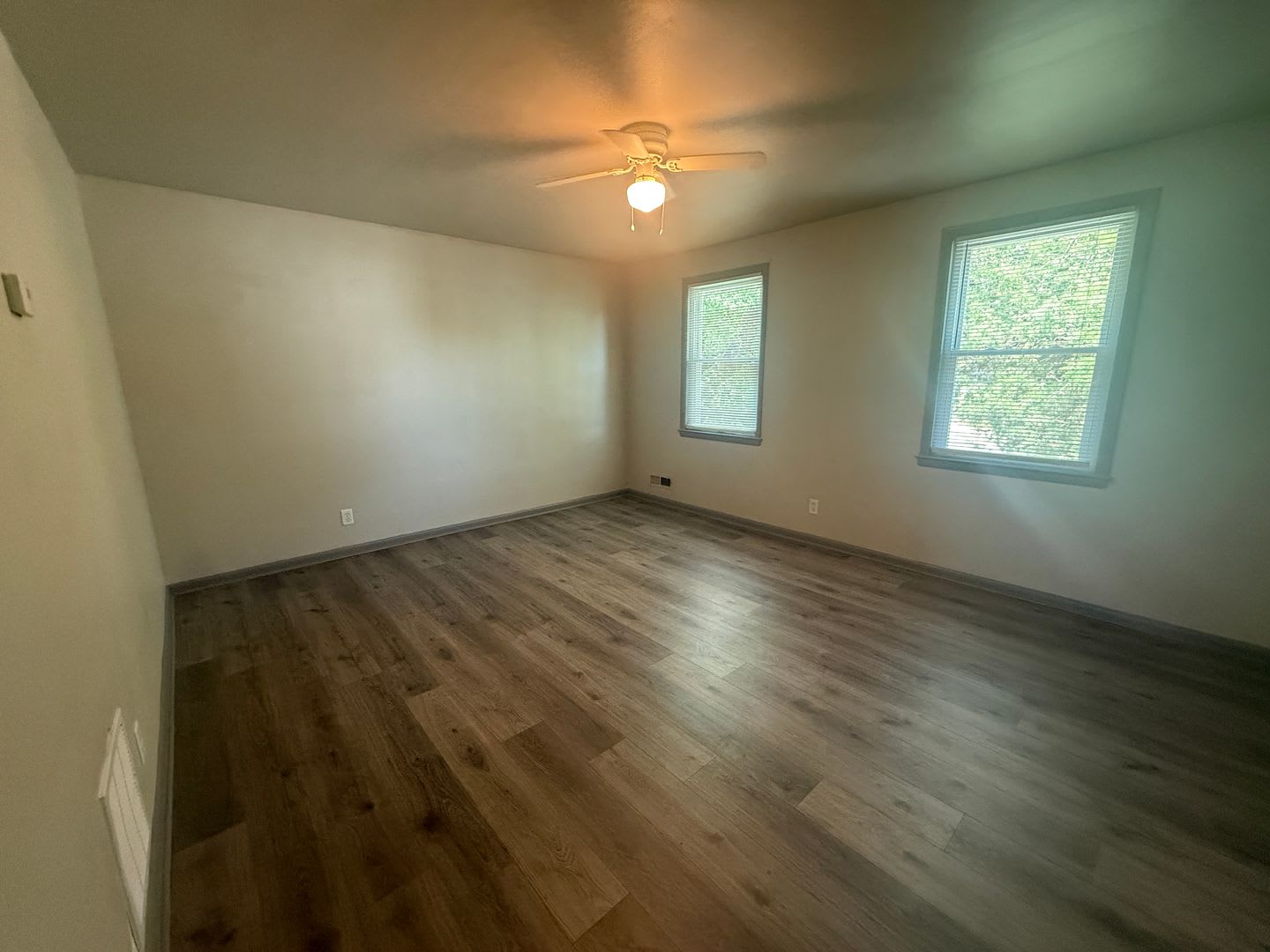 3405 Frankford Ave – photo 1