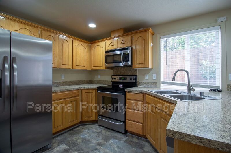 7905 NE 64th st. – photo 5