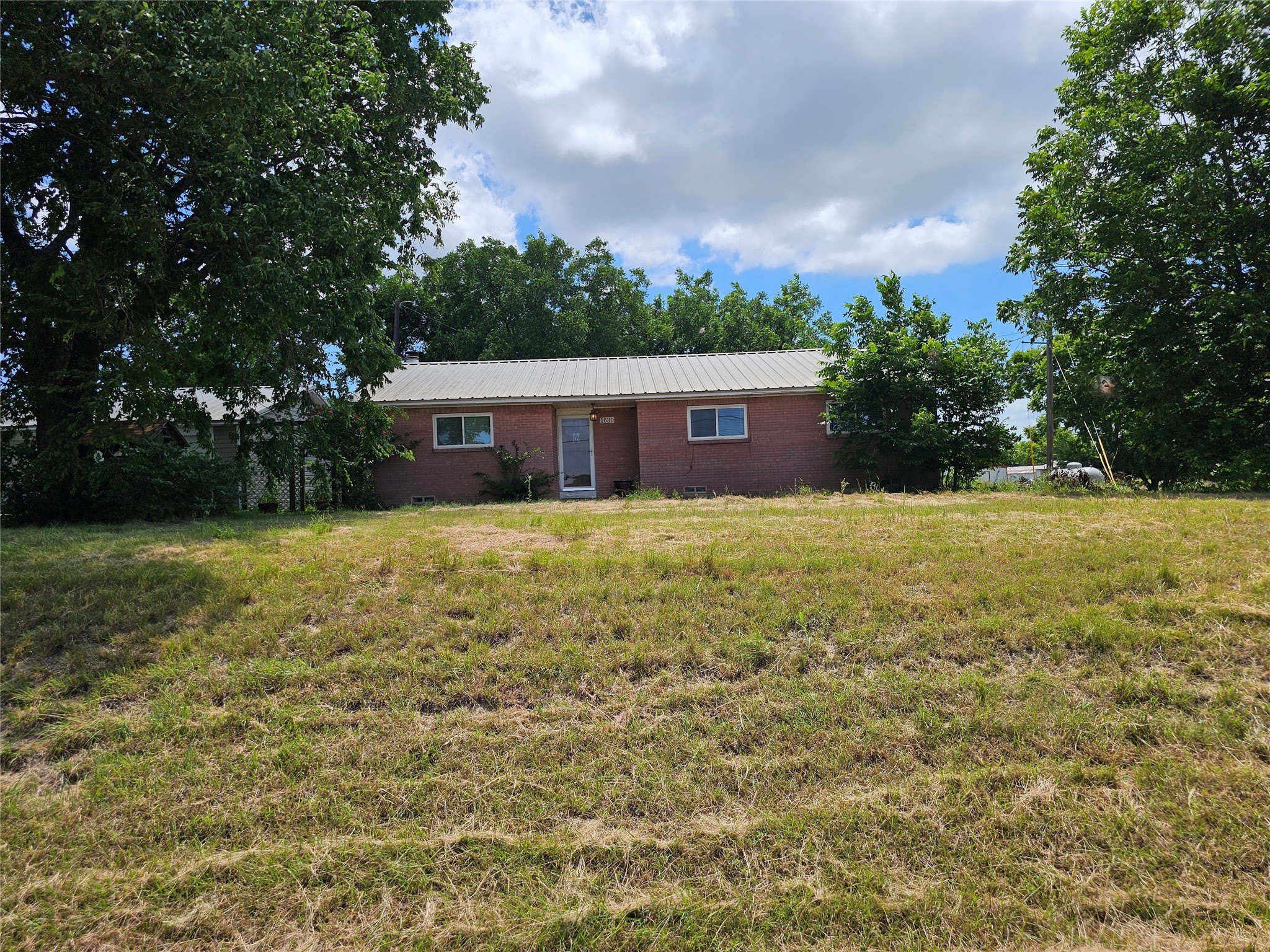 1630 Milrany Lane – photo 2
