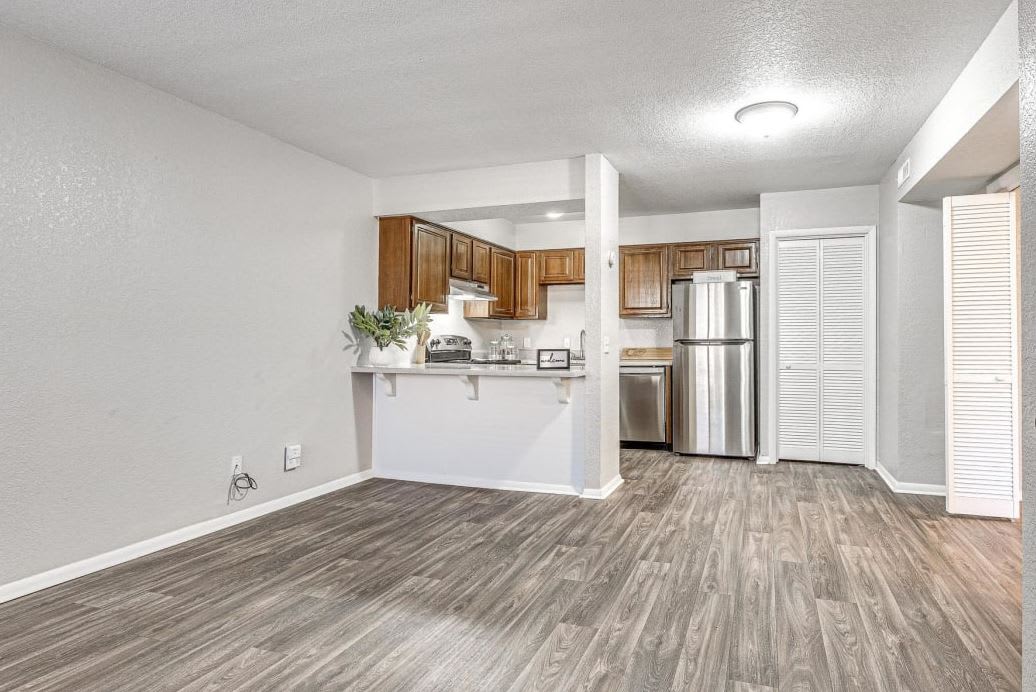Diamond Ridge Apartments – photo 4