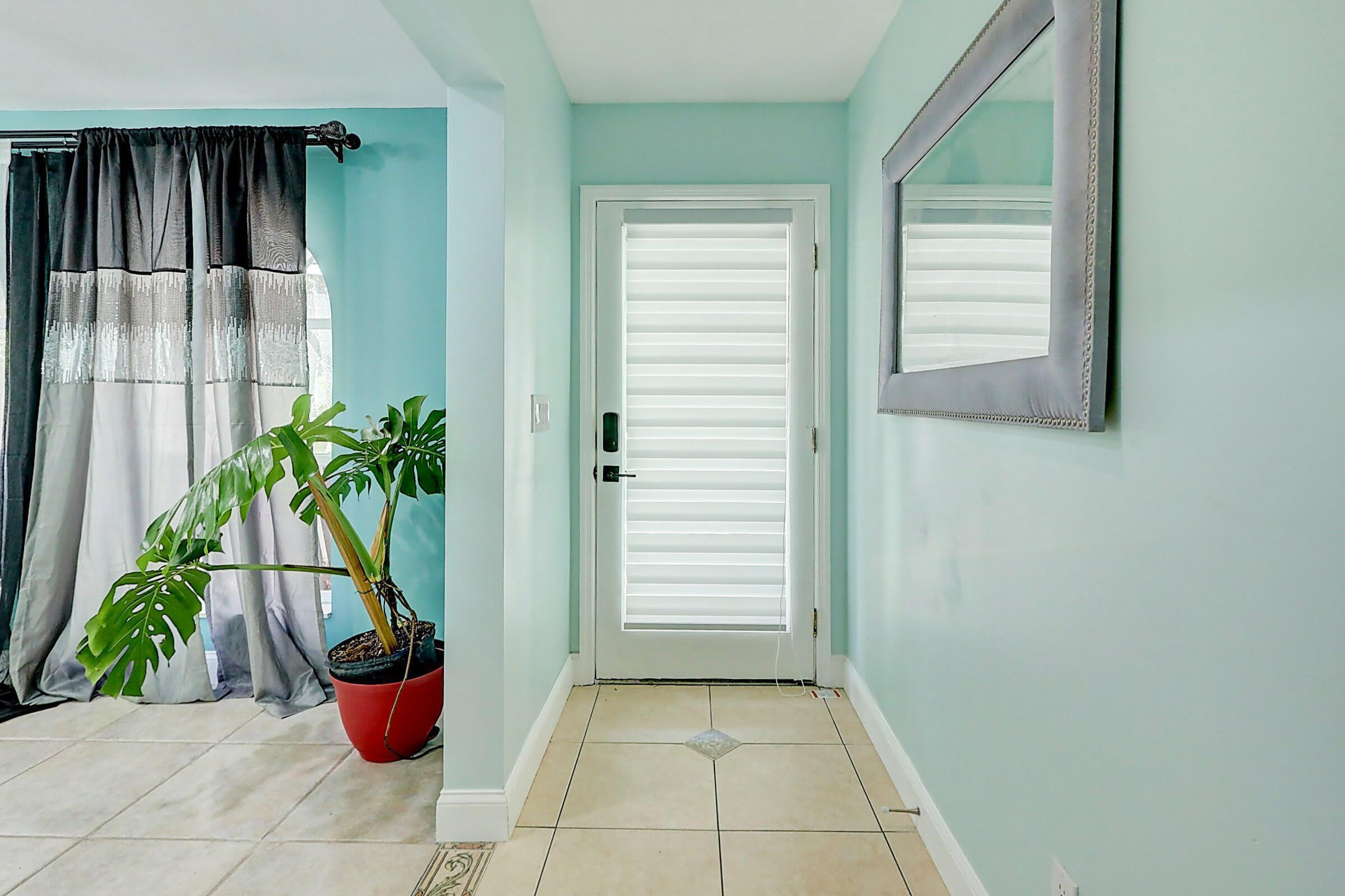238 SW Grove Avenue – photo 4