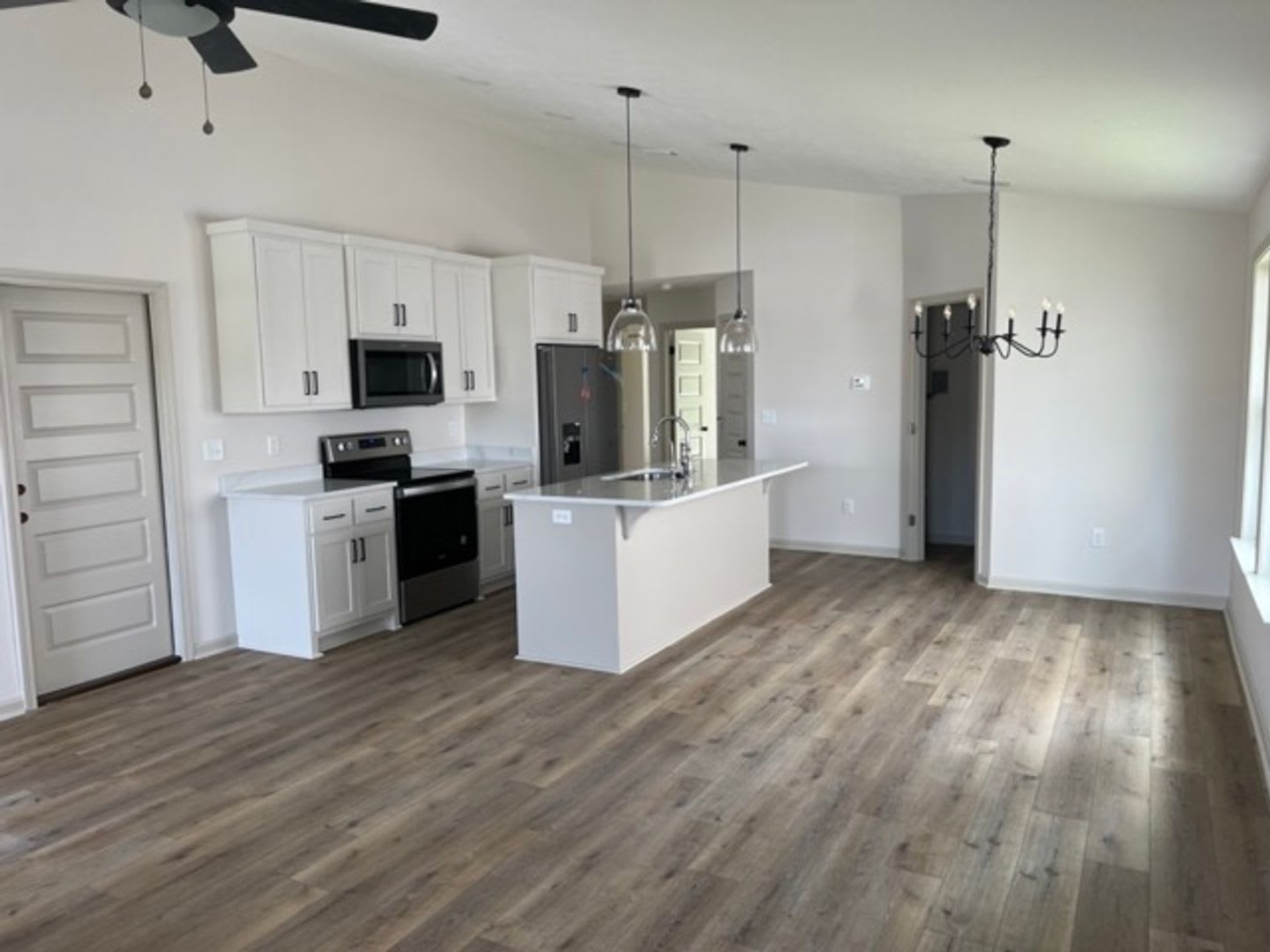 3 bed 2 bath House – photo 2