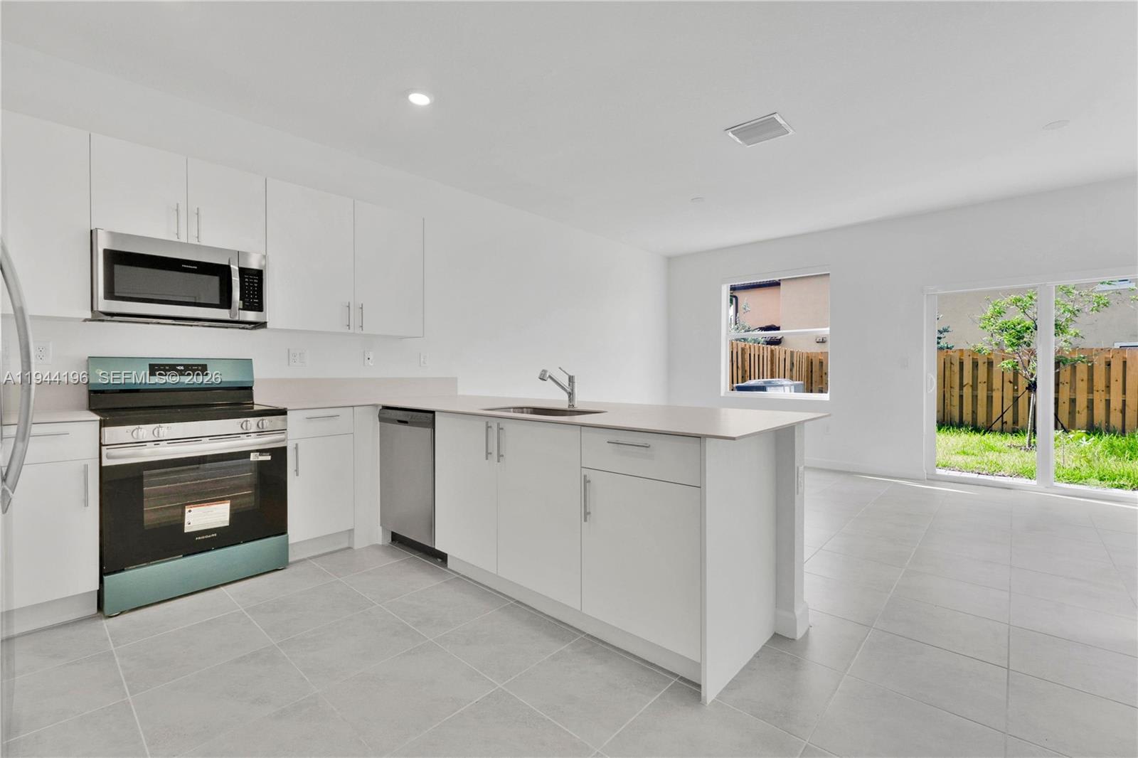 12168 Southwest 268th Street – photo 5