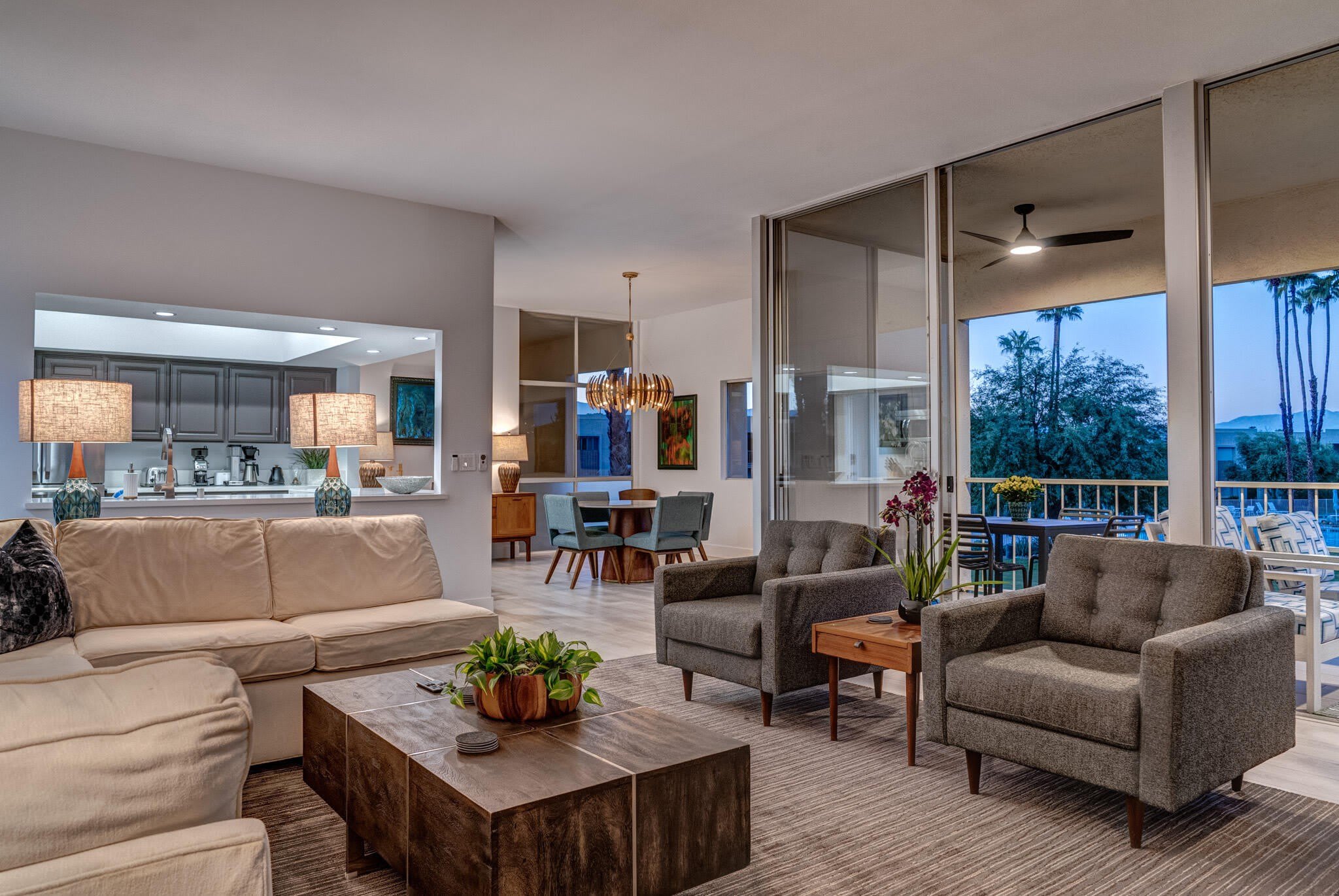 447 Desert Lakes Drive – photo 3
