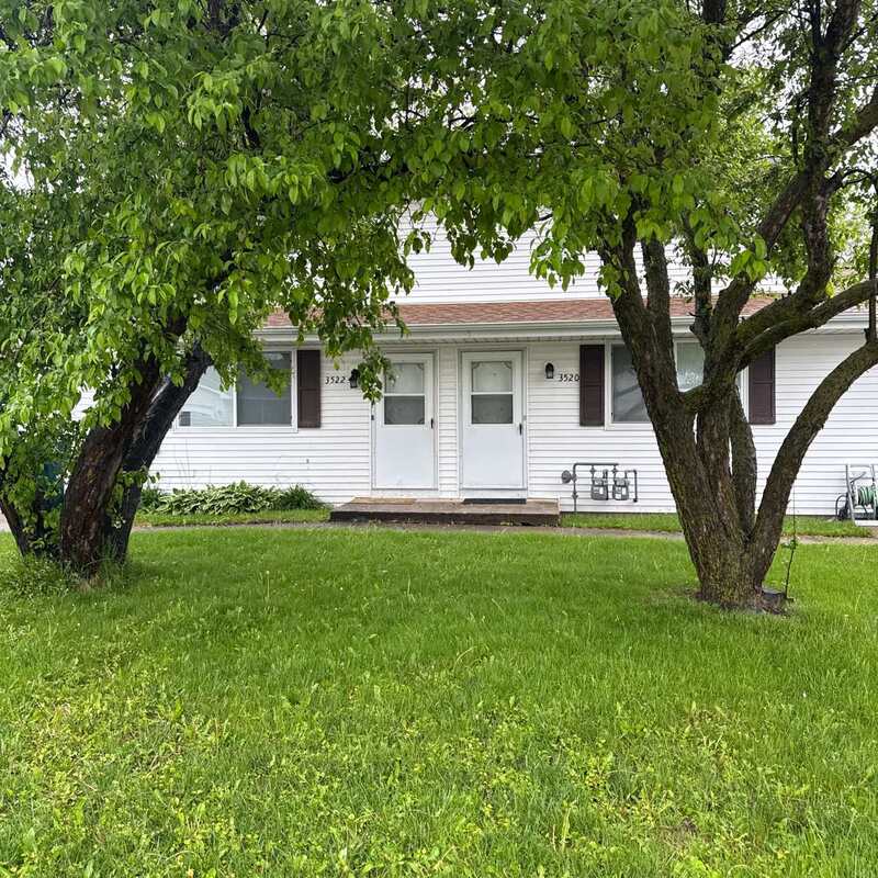 3520 3522 North Gillett Street 3522 – photo 1
