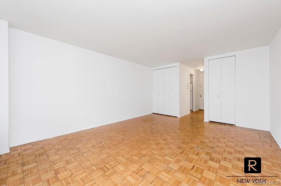 350 W 50th Street – photo 4
