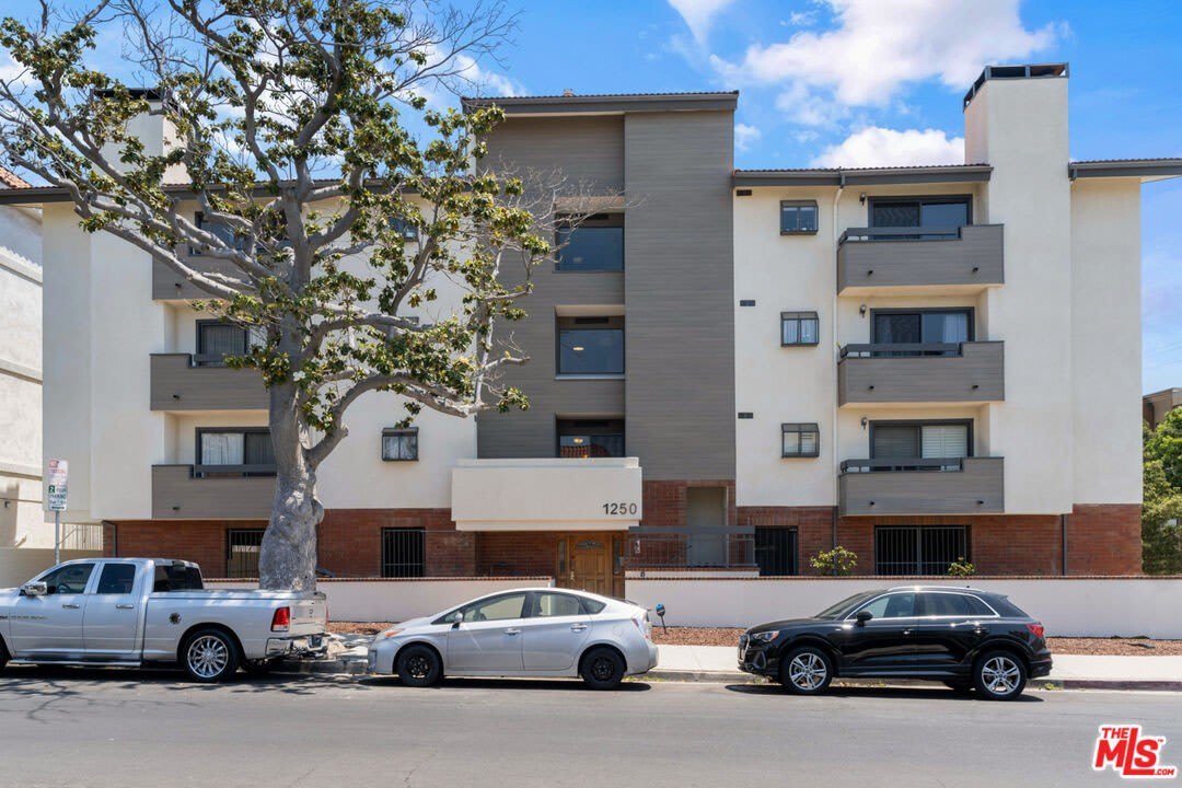 1250 Amherst Ave – photo 1