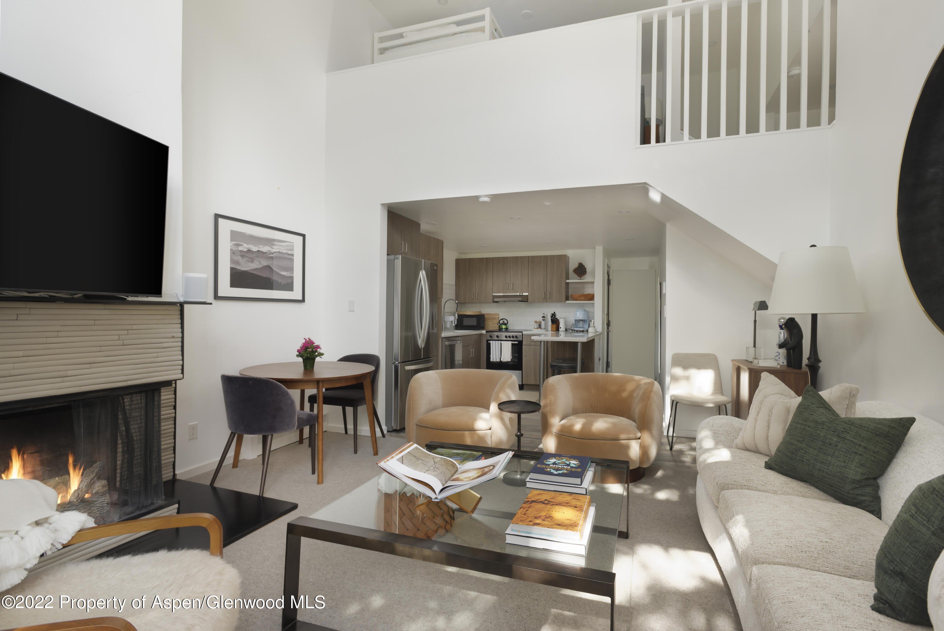 1050 Waters Ave – photo 3