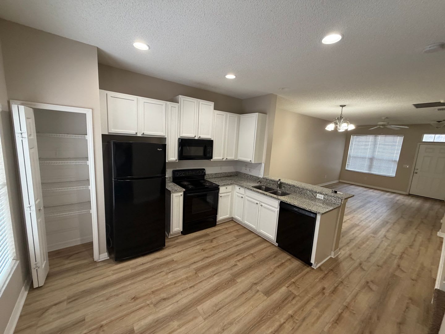 3 Bedroom 3 Bathroom Townhome With Two Primary Suites 2 Car Garage Available Now – photo 4