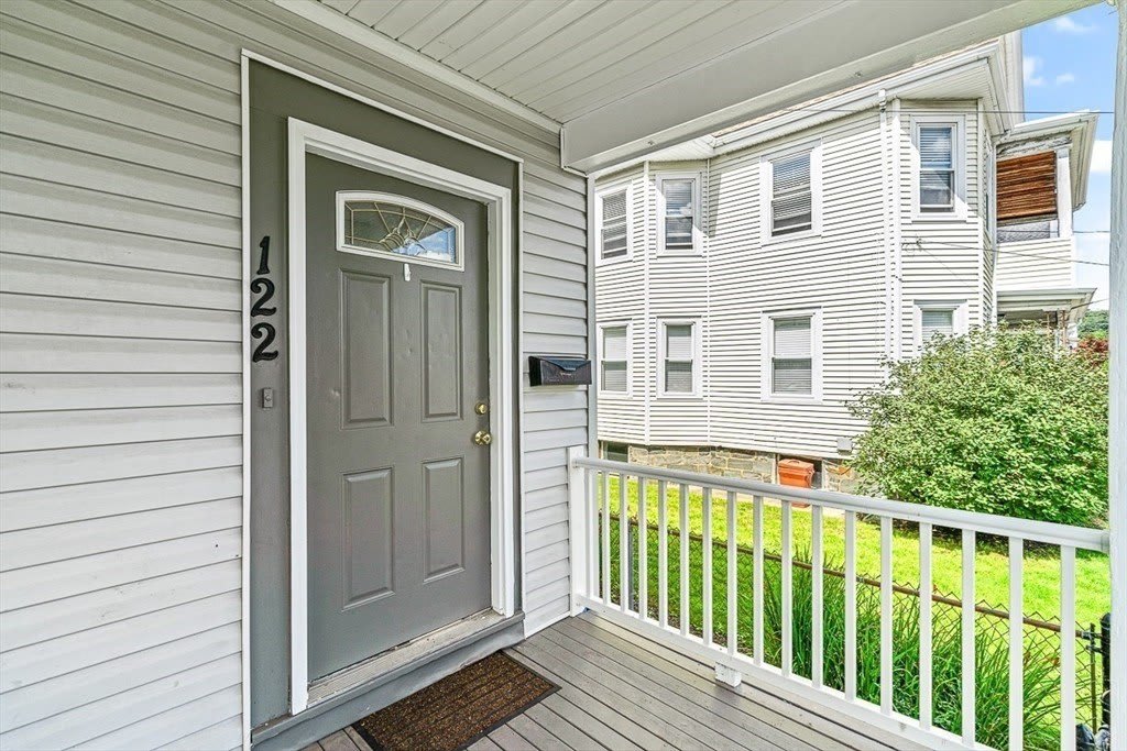 122 Grant Avenue – photo 2