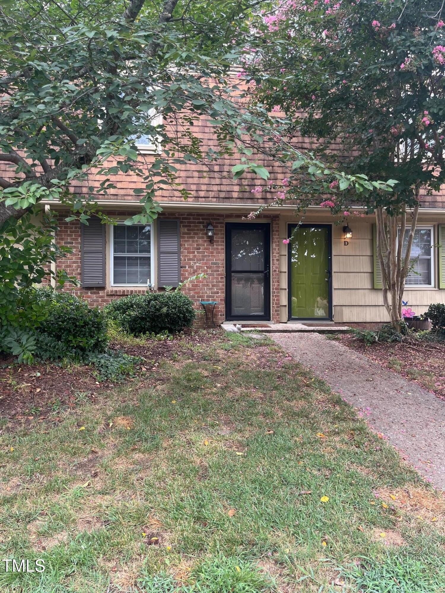 4822 Blue Bird Court – photo 1