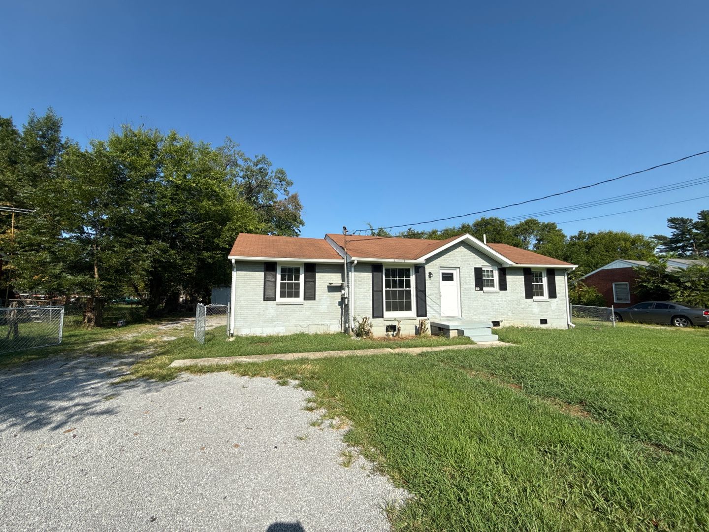 Newly Remodeled 4 Bedroom, fenced yard, 16x12 shed – photo 2