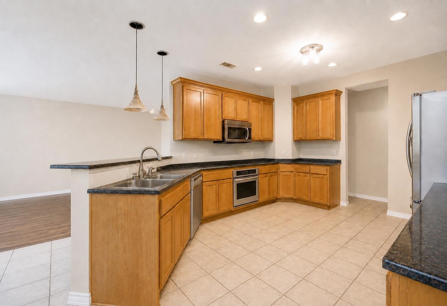 120 Meadowlakes – photo 3