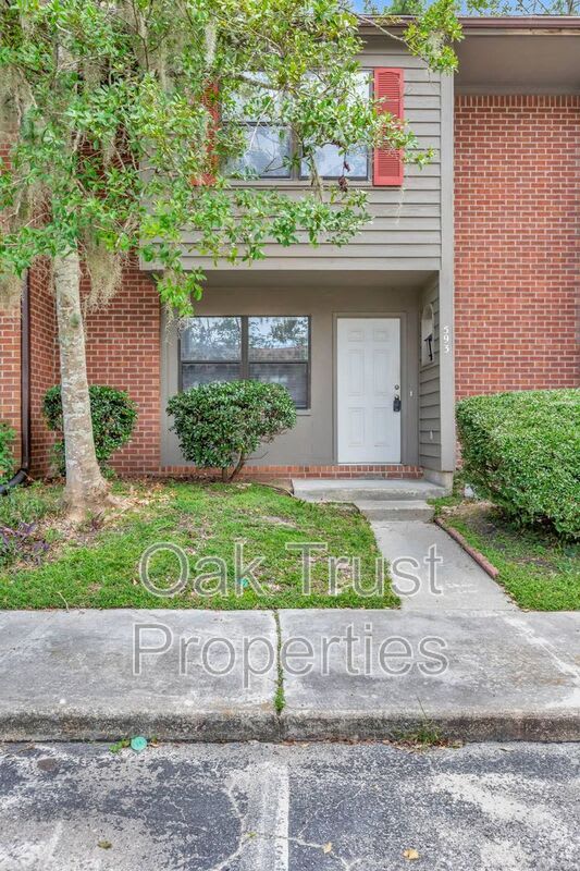 593 Travelers Blvd – photo 1