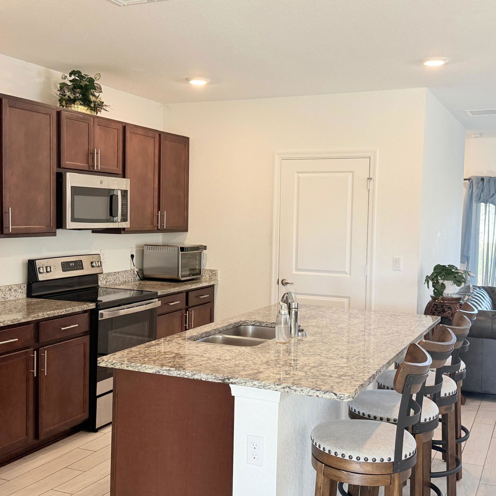 5154 Armina Place – photo 1