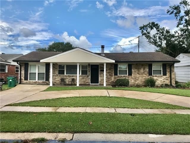 3809 ACADEMY Drive – photo 1