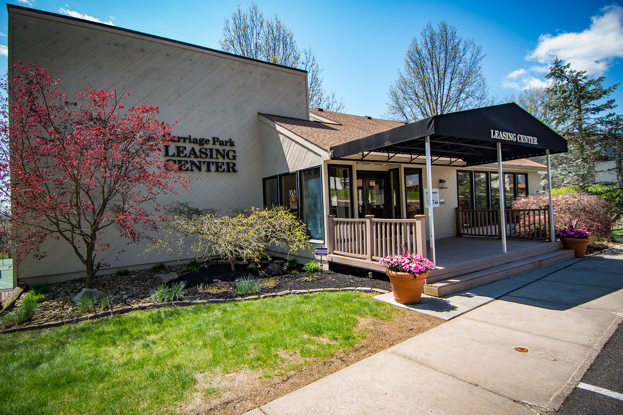 Carriage Park Apartments – photo 2