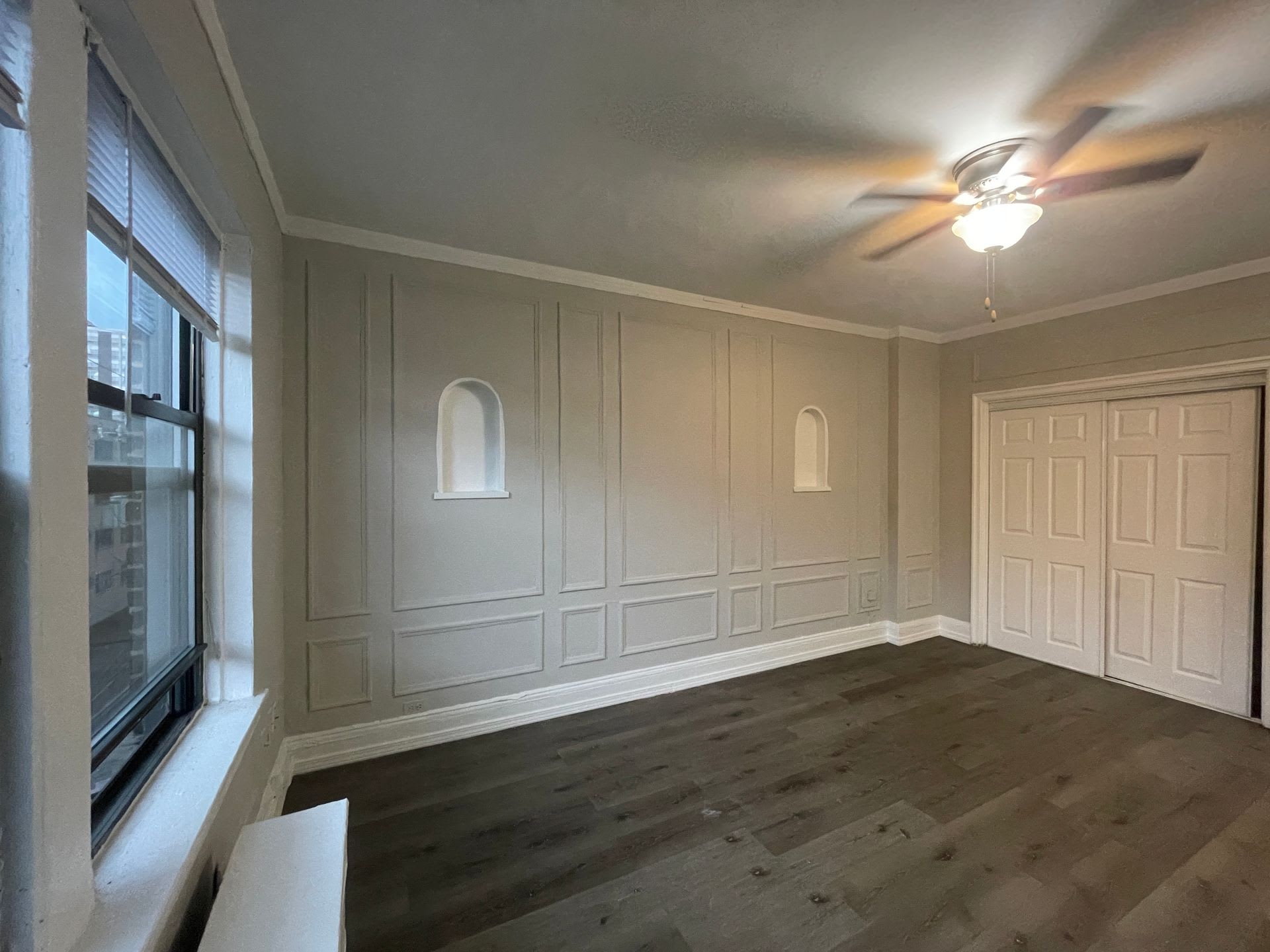 434 W Wellington – photo 3