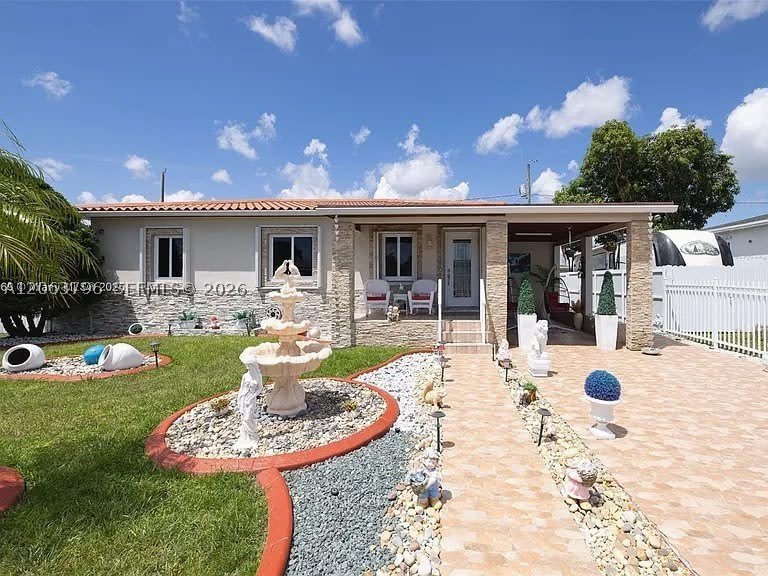 14560 Fillmore St – photo 4