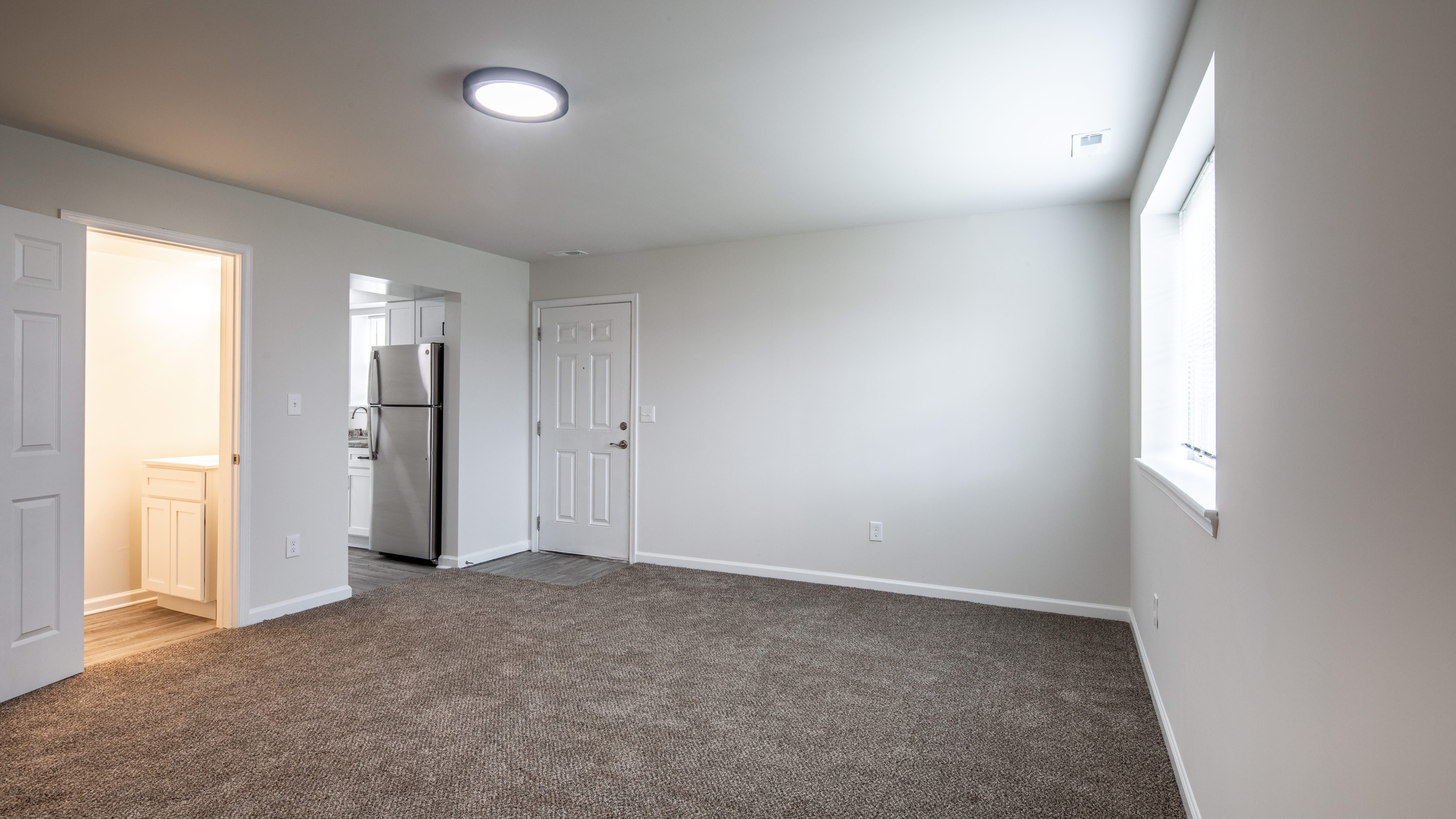 Burnam Woods Apartments – photo 3