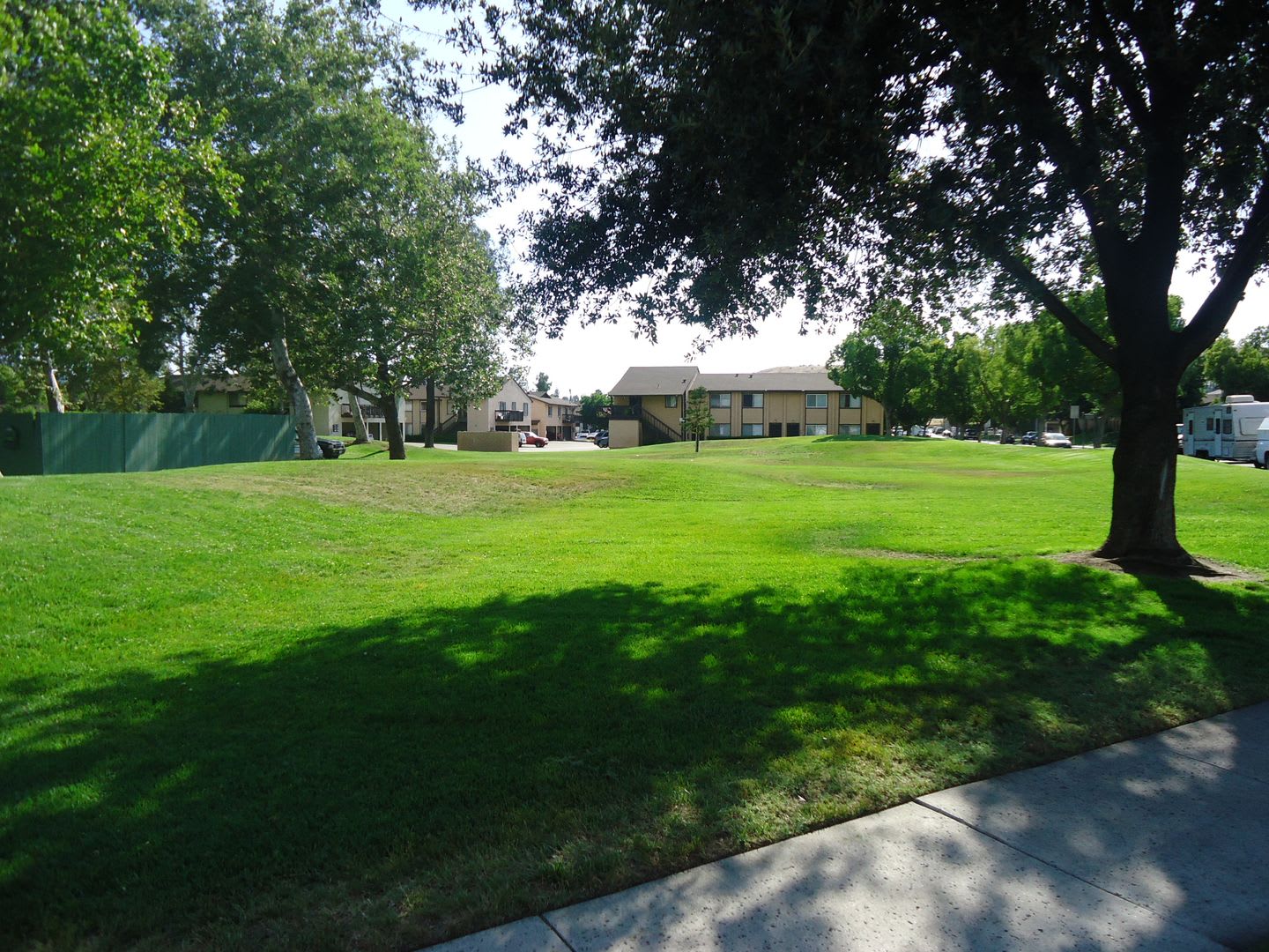 Updated 2BR/1BA 2 Story Townhome in Park Like setting in Santee – photo 5
